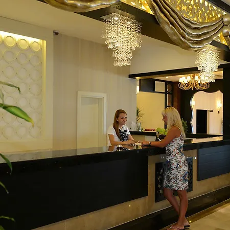 Lrs River & Отель 5*