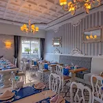 Lrs River & Hotel 5*