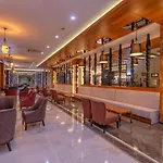 Lrs River & Hotel 5*