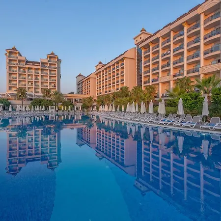 Lrs River & Hotell