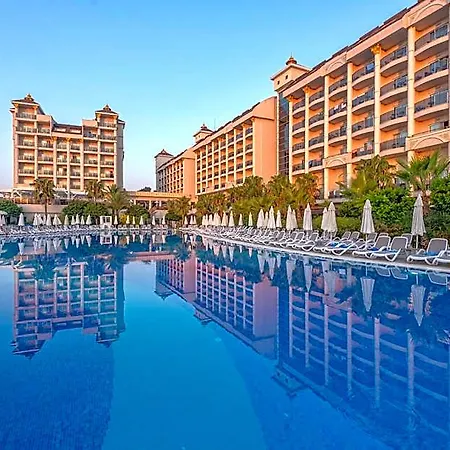 Hotel Lrs River & 5*
