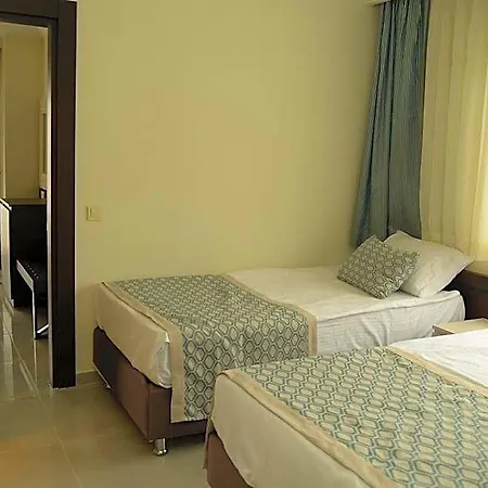 Lrs River & Hotel 5*