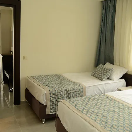Hotell Lrs River & 5*