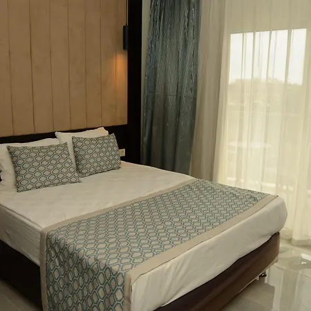 Hotell Lrs River & Side